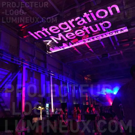 Projection logo lumineux soirée entreprise