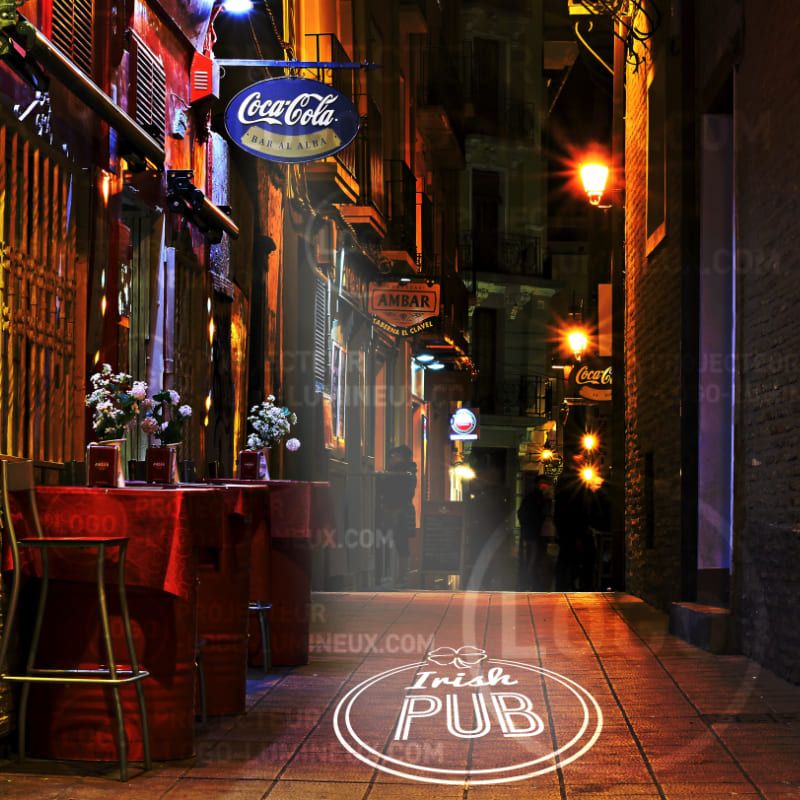 Proyección de logotipo iluminado para bar y pub